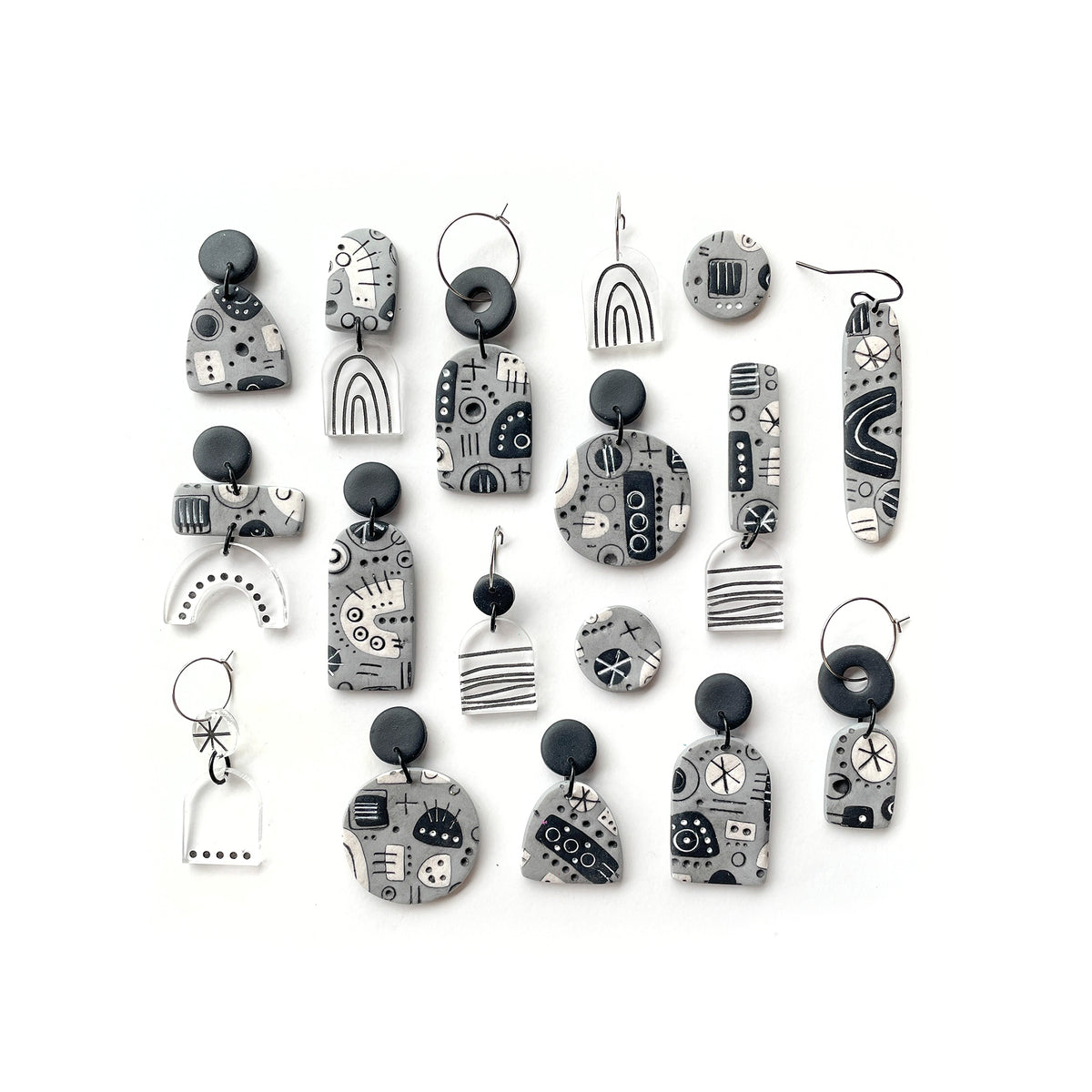 white-on-black-heidi-helyard